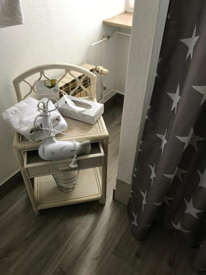 Hotel Weiss Wissembourg Bagian luar foto