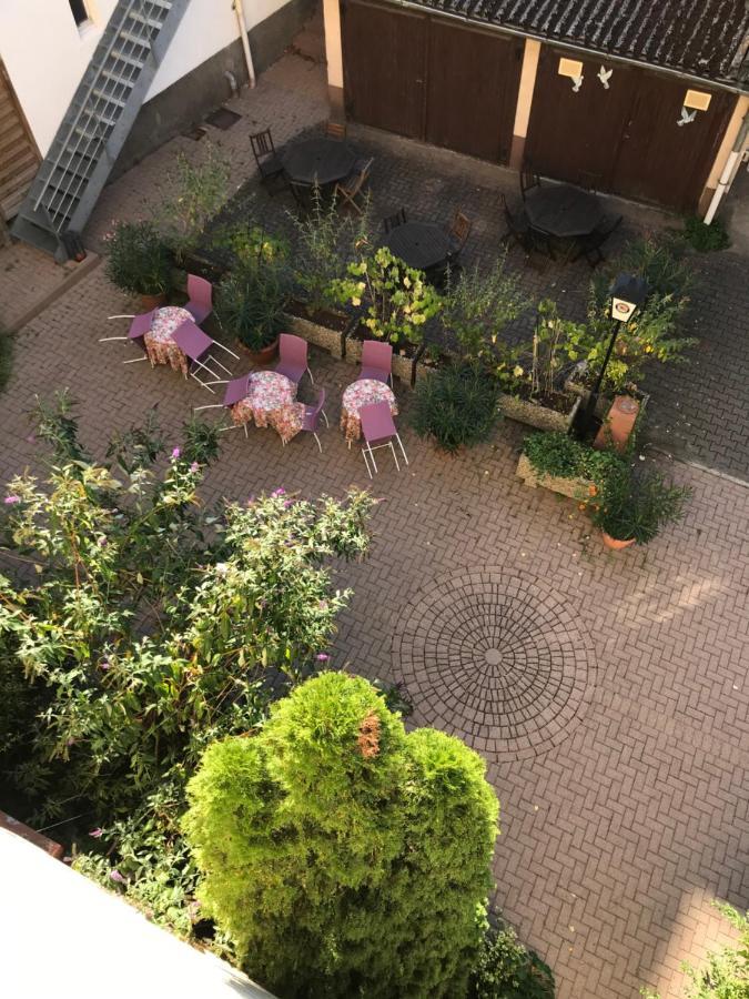Hotel Weiss Wissembourg Bagian luar foto